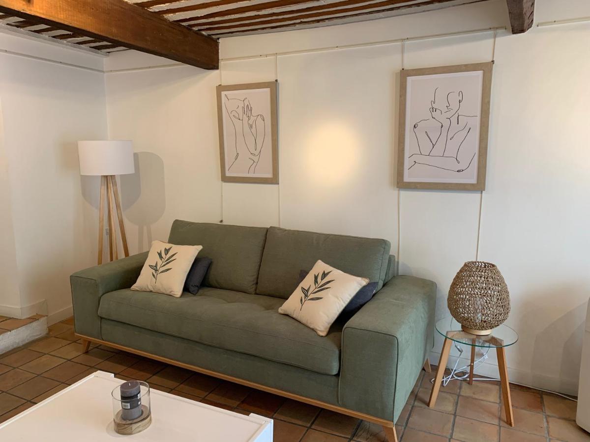 Au 10 Lägenhet LʼIsle-sur-la-Sorgue Exteriör bild